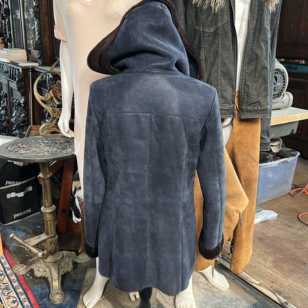 Shearling coat - Picture 4 of 6